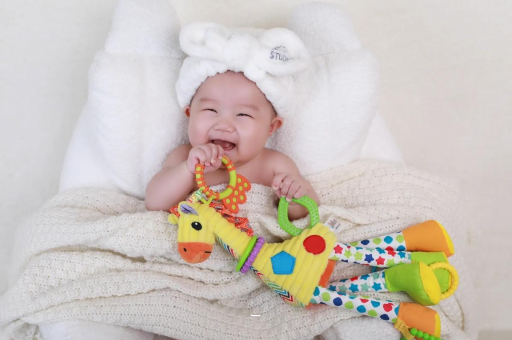 萍乡三个月宝宝正确抱姿 萍乡三个月宝宝正确抱姿